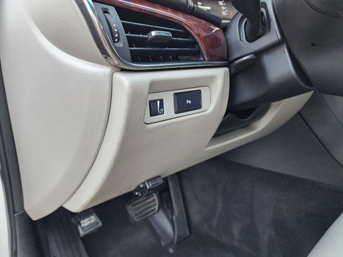 Used 2013 Cadillac ATS Luxury w/ Cold Weather Package image 36