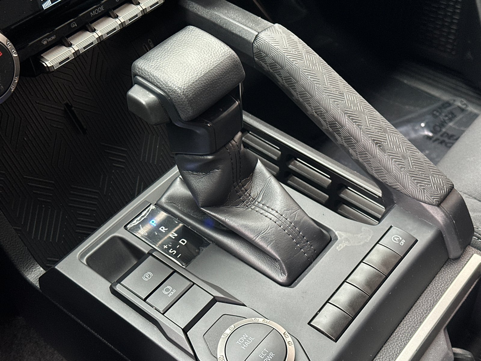 Used 2025 Toyota Tacoma SR5 RWD image 17