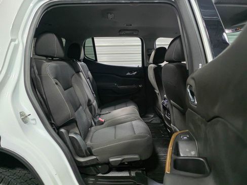 Used 2020 GMC Acadia SLE w/ Driver Convenience Package image 16