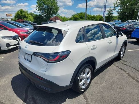 Used 2025 Honda HR-V LX image 6