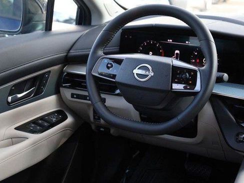 Used 2025 Nissan Murano SL AWD/4WD image 28