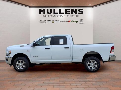 Used 2024 RAM 2500 Big Horn w/ Off Road Package AWD/4WD image 8