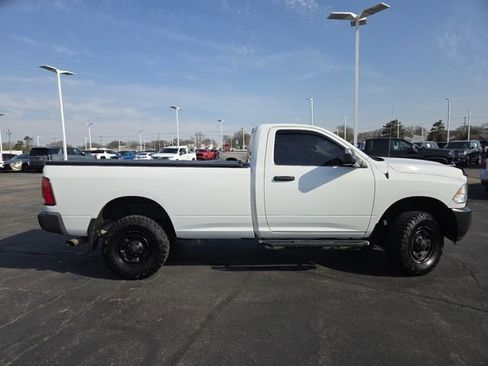 Used 2016 RAM 2500 Tradesman w/ Power & Remote Entry Group image 20