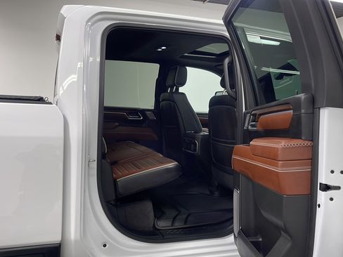 Used 2024 GMC Sierra 2500 Denali Ultimate AWD/4WD image 20