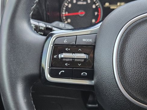 Certified 2023 Kia Sorento EX image 27