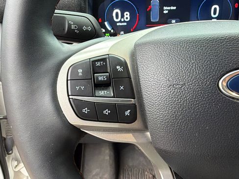 Used 2025 Ford Explorer Active w/ Active Comfort Package RWD image 29