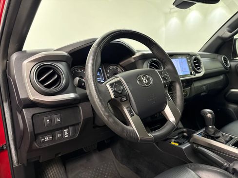 Used 2023 Toyota Tacoma Limited AWD/4WD image 20