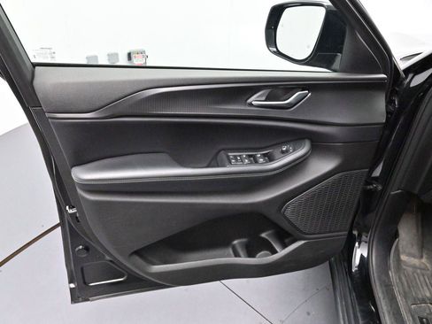 Used 2023 Jeep Grand Cherokee L Laredo AWD/4WD image 9