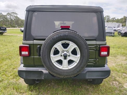 Used 2022 Jeep Wrangler Unlimited Sport AWD/4WD image 6