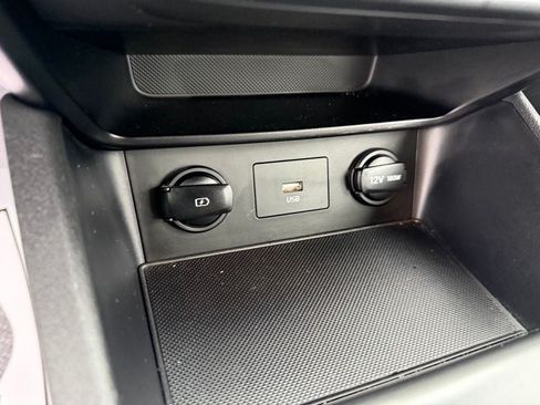Used 2022 Hyundai Kona SE AWD/4WD image 29
