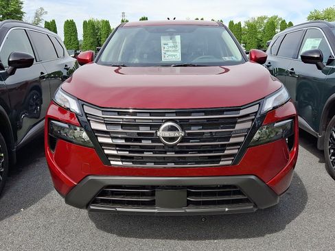 New 2026 Nissan Rogue SV AWD/4WD image 2