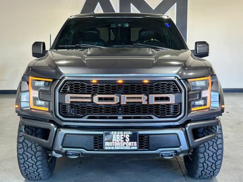 Used 2018 Ford F150 Raptor w/ Equipment Group 802A Luxury AWD/4WD image 3
