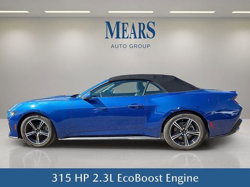 Used 2024 Ford Mustang Premium image 3