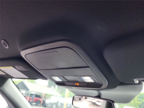 New 2025 Ford Explorer ST-Line w/ Premium Package image 31