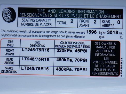 Used 2024 Mercedes-Benz Sprinter 2500 w/ Acoustic Package image 47