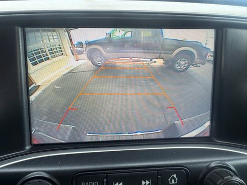 Used 2017 GMC Sierra 1500 SLT image 18