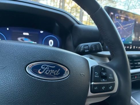 Used 2025 Ford Explorer Active w/ Active Comfort Package image 29