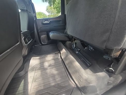 Used 2024 GMC Sierra 1500 Denali w/ Technology Package AWD/4WD image 35