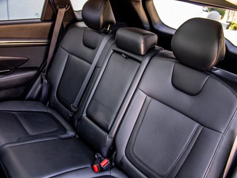 Used 2024 Hyundai Tucson Limited FWD image 21
