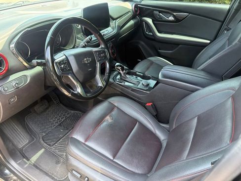 Used 2023 Chevrolet Blazer RS w/ Driver Confidence II Package FWD image 3
