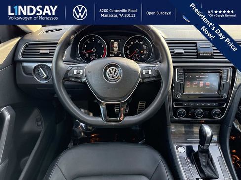 Used 2018 Volkswagen Passat 2.0T SEL Premium image 12