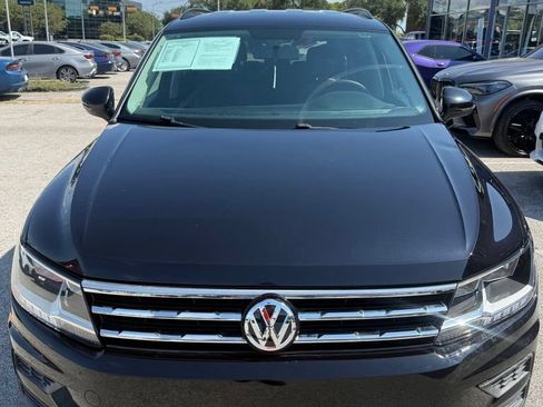 Used 2018 Volkswagen Tiguan S FWD image 2