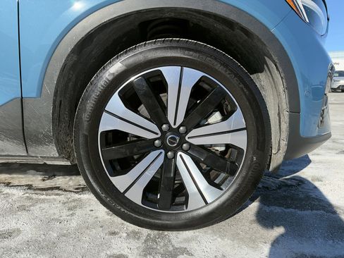 Certified 2023 Volvo XC40 Recharge Plus image 12