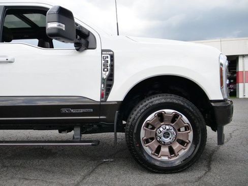 Used 2024 Ford F350 King Ranch AWD/4WD image 52