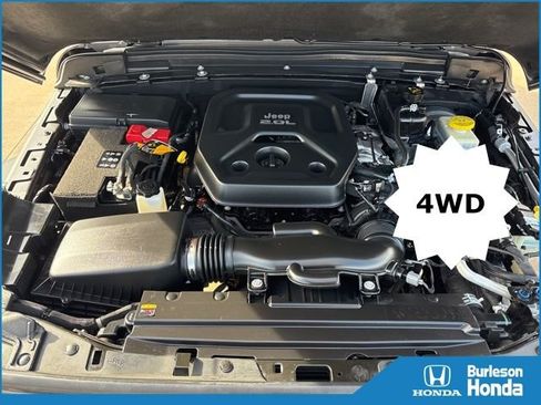 Used 2021 Jeep Wrangler Unlimited Sport image 19