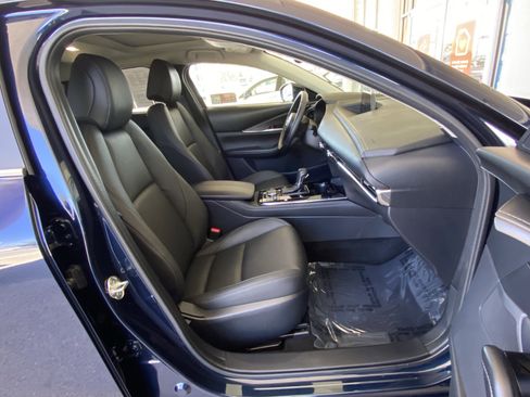 Certified 2025 MAZDA CX-30 AWD 2.5 S w/ Preferred Package image 43