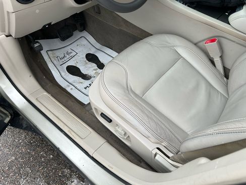 Used 2011 Ford Taurus SEL w/ 201A Rapid Spec Order Code image 10