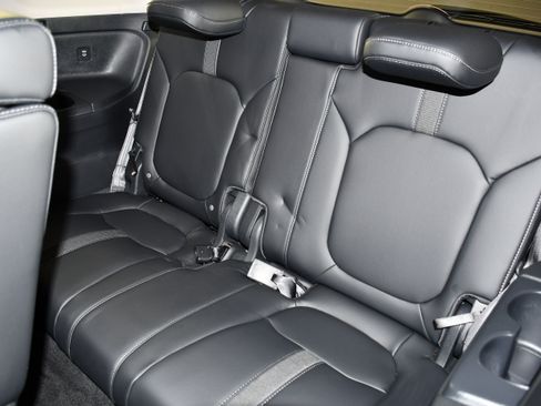 Certified 2025 Honda Pilot EX-L image 49
