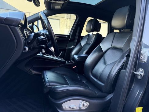 Used 2018 Porsche Macan S AWD/4WD image 14