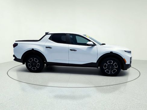 Used 2024 Hyundai Santa Cruz SE FWD image 10