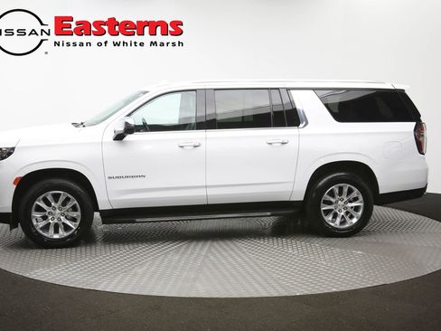 Used 2023 Chevrolet Suburban Premier RWD image 62