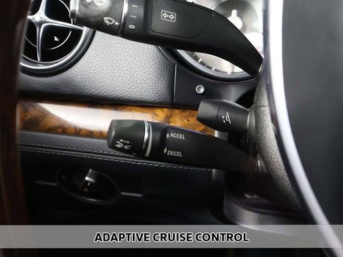 Used 2013 Mercedes-Benz SL 550 w/ Premium Pkg image 5