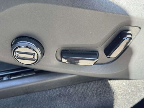 Certified 2023 Volvo XC90 B6 Plus w/ Protection Package Premier image 17