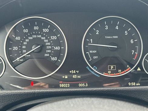 Used 2017 BMW 320i Sedan image 25