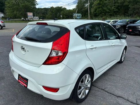 Used 2013 Hyundai Accent SE FWD image 8