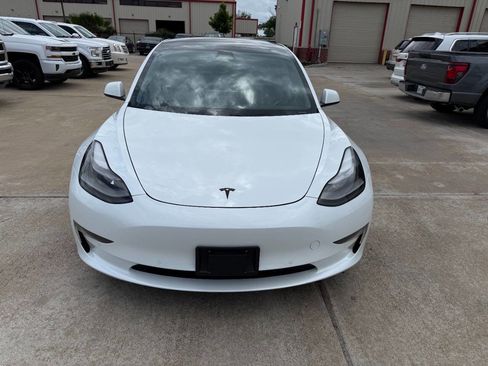 Used 2021 Tesla Model 3 Long Range image 2