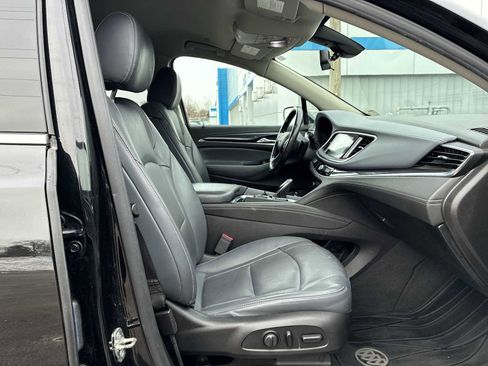 Used 2019 Buick Enclave Premium image 28