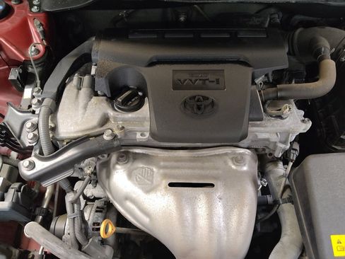 Used 2017 Toyota Camry SE image 30