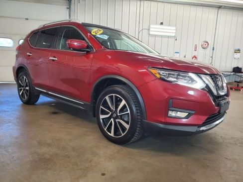 Used 2018 Nissan Rogue S AWD/4WD image 2