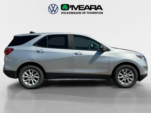Used 2021 Chevrolet Equinox LS w/ LS Convenience Package FWD image 6