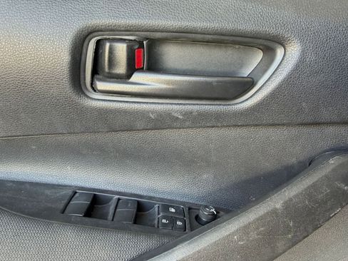 Used 2025 Toyota Corolla LE FWD image 18