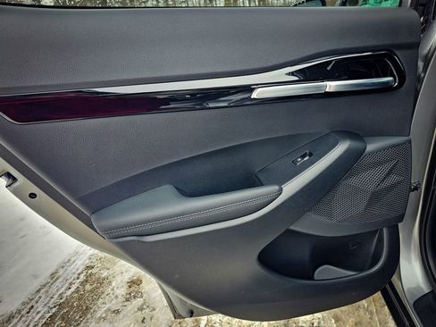 Used 2024 Kia Seltos SX w/ SX Sunroof Package image 30