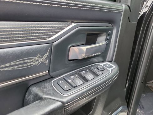 Used 2019 RAM 2500 Limited image 7