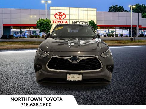Used 2023 Toyota Highlander Limited AWD/4WD image 5