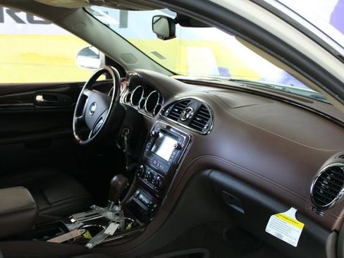 Used 2014 Buick Enclave Leather image 12