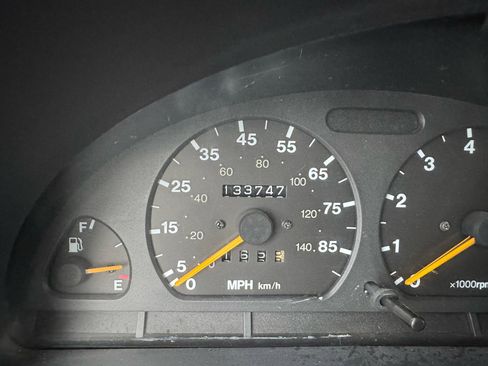 Used 1998 Chevrolet Tracker 4WD image 21